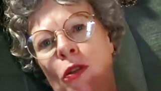 Duas beldades fazem xvídeos pornô brasileiro caseiro sexo com um jovem membro