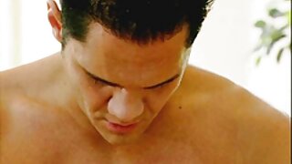 Loira veio pedir ajuda e fez sexo xvideos caseiro amador brasileiro violento com uma amiga