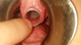 Orgia em grupo com garota porno brasileiro caseiro amador peituda termina com Dupla penetração