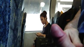 Cara bonito se divertindo fumando magrinha e sexo anal novinha gostosa porno caseiro
